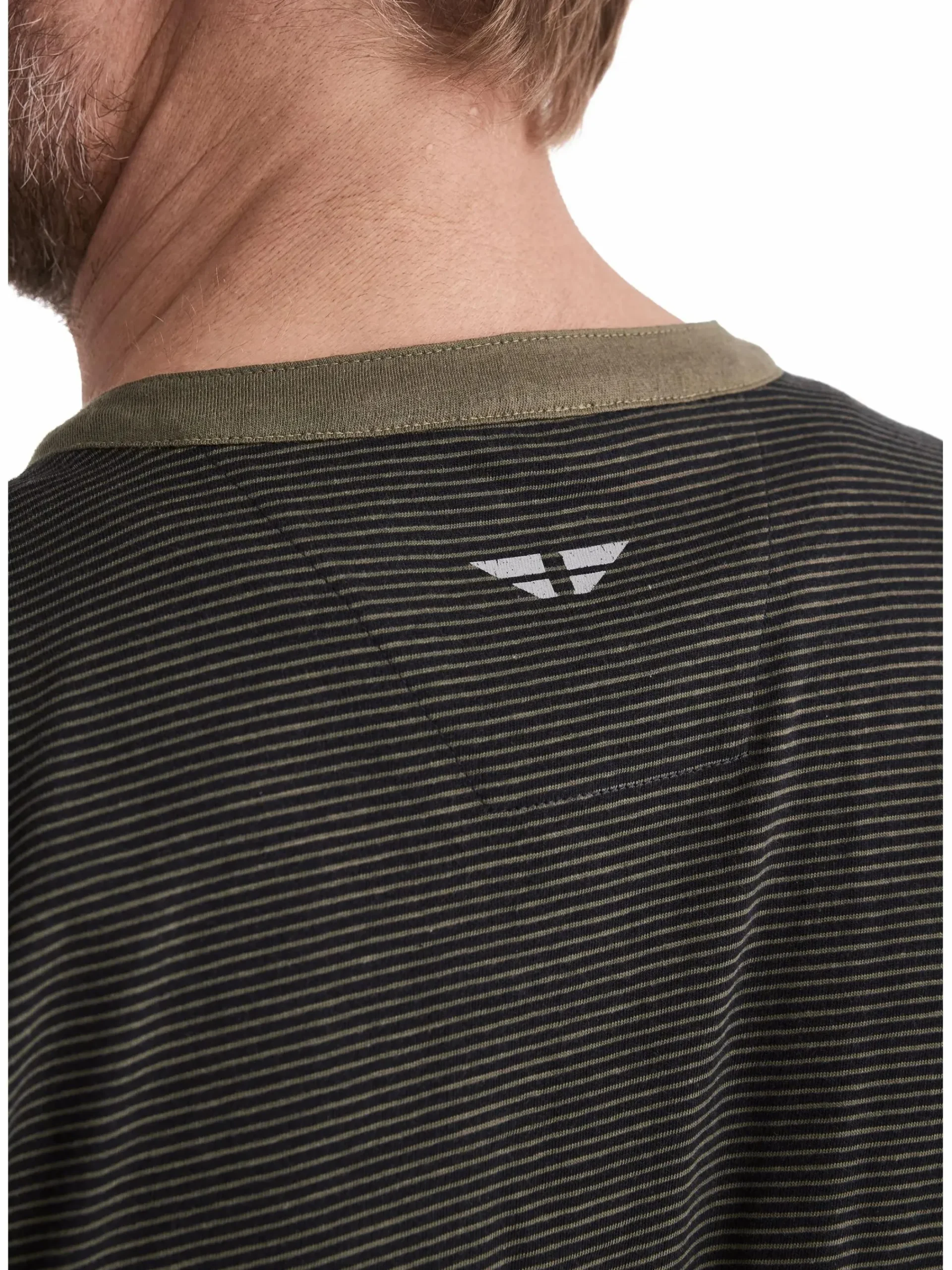 Herren HERO by John Medoox Herren Henleyshirt "Hano"