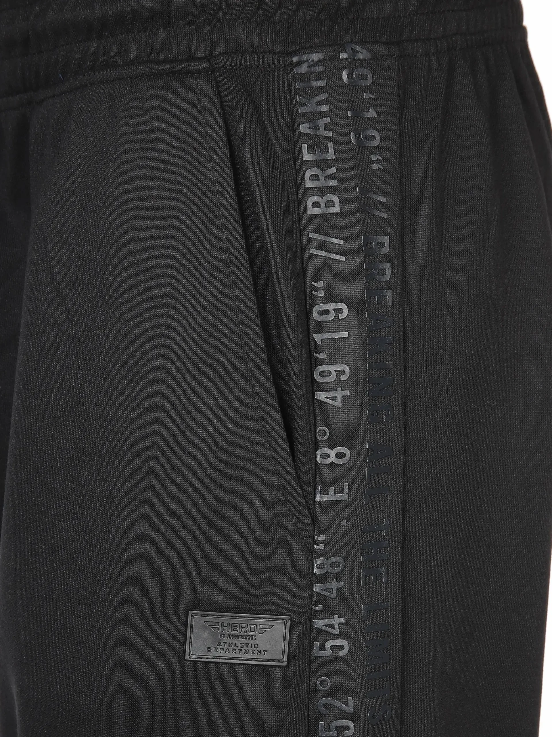 Herren HERO by John Medoox Herren Sporthose mit Tapeband