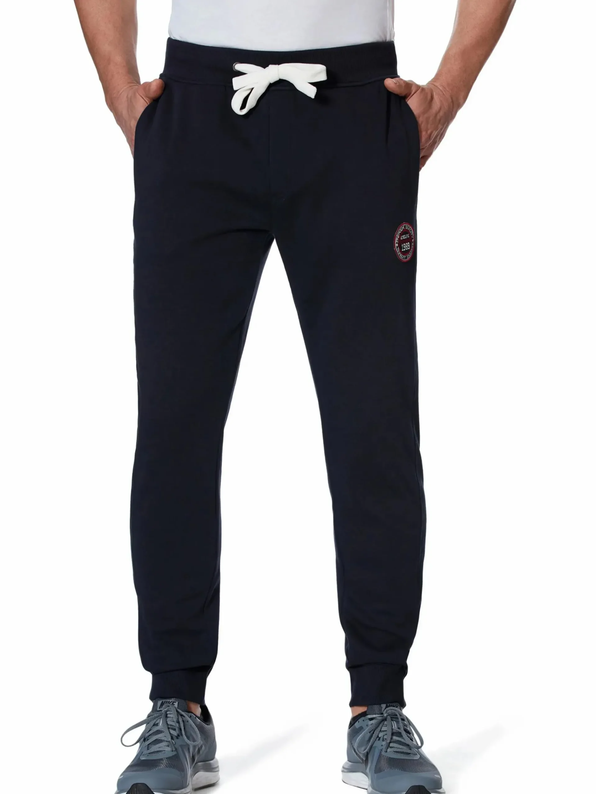 Herren HERO by John Medoox Herren Sweathose Matt Straight Fit