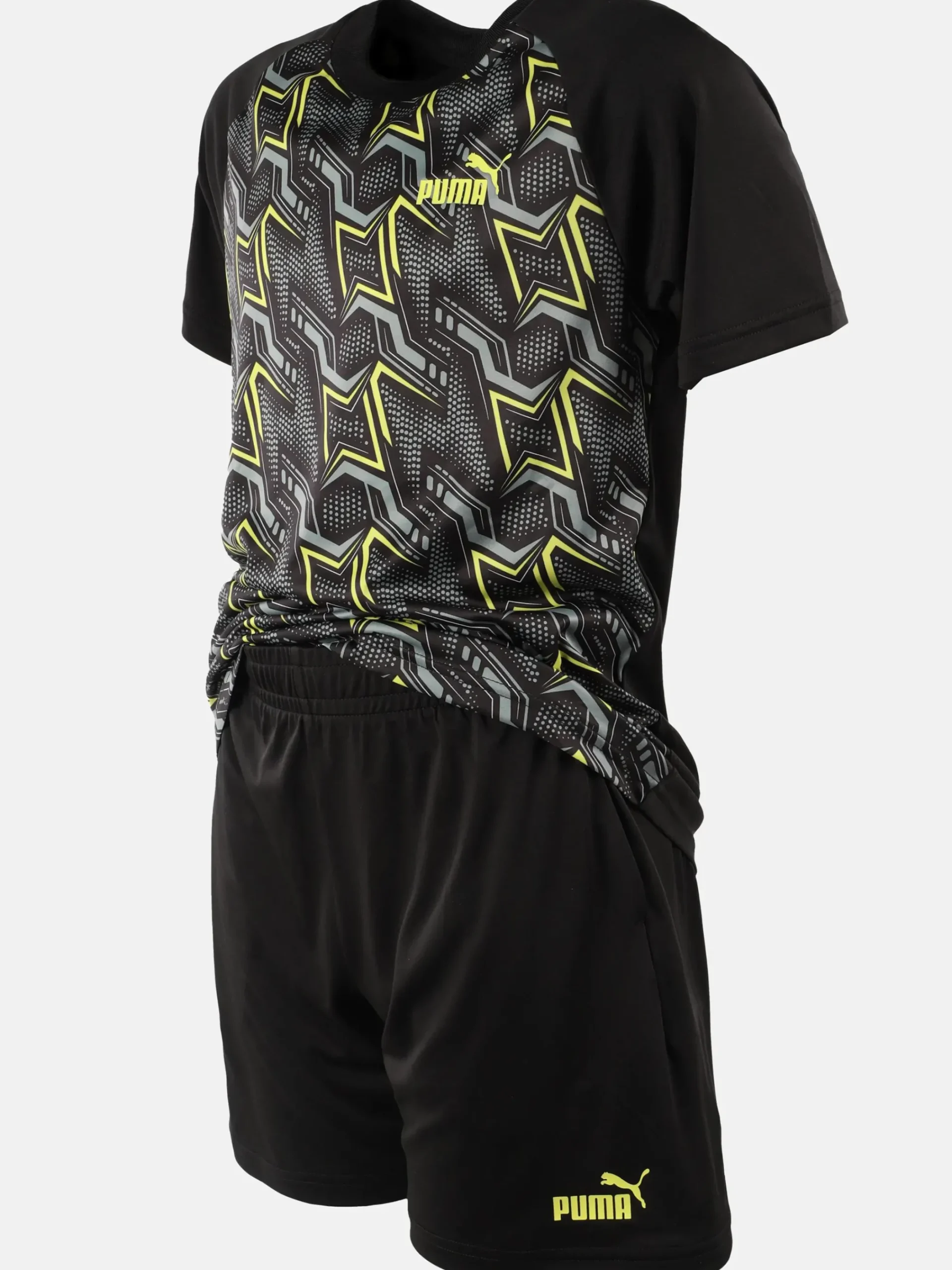 Herren Puma Jungen Sportset, bestehend aus Shirt und kurzer Hose